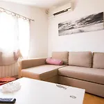 Imperia - Perfect For Holidays And Apartment